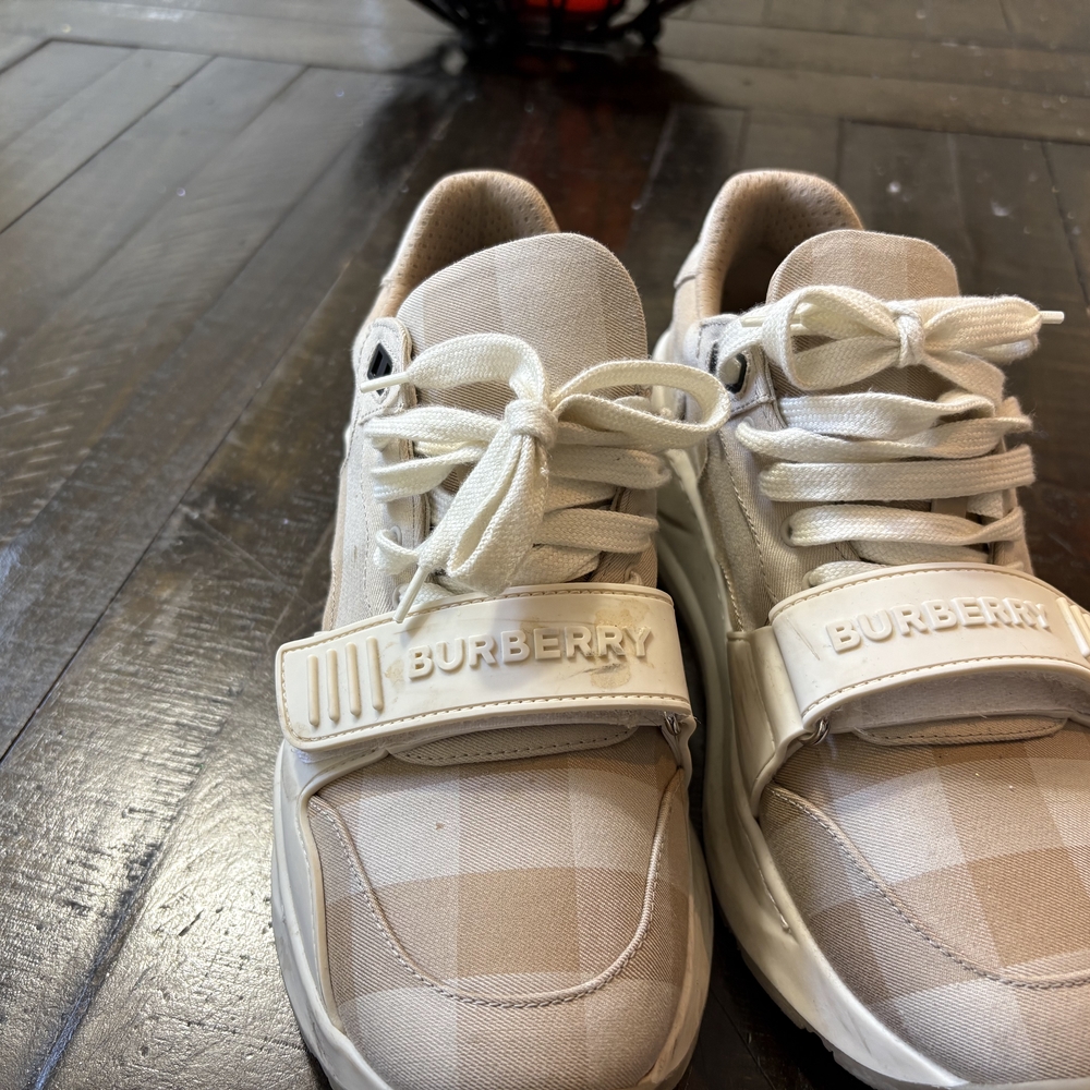 Burberry Beige and White Athletic Shoes - Picture 5 of 6